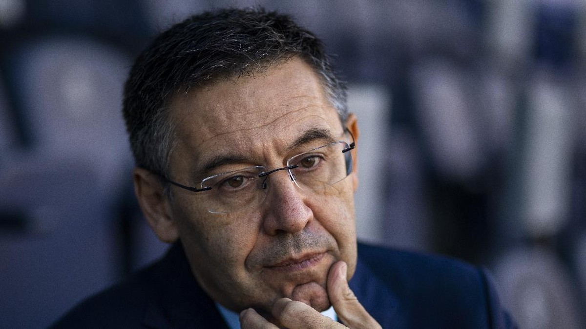 Cuma semalam ditahan, Josep Maria Bartomeu dilepaskan per hari ini (AP/Emilio Morenatti)
