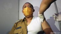 Momen Wawali Bandung Divaksin Corona