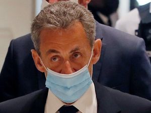 Nicolas Sarkozy, dari Presiden Prancis Kini Jadi Terpidana Korupsi