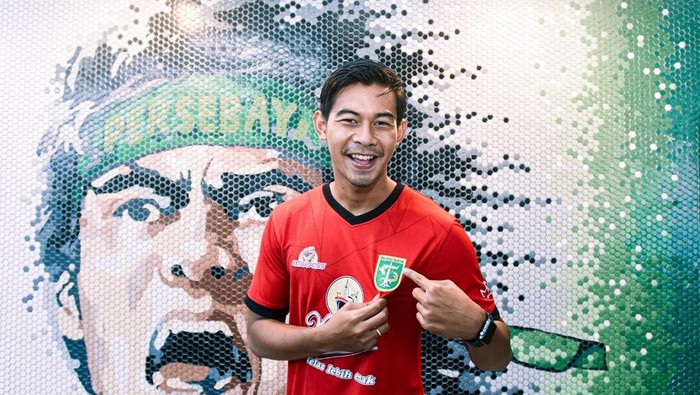 Satria Tama bergabung dengan Persebaya Surabaya.