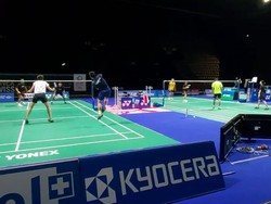 Tantangan Pebulutangkis RI Saat Latihan di Lapangan Swiss Open