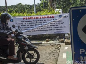 Siap-siap Bayar Parkir Lebih Mahal di DKI Bila Belum Uji Emisi