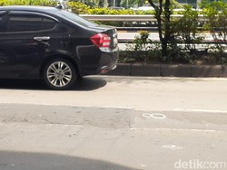 Bina Marga Jaktim Perbaiki 17 Kerusakan di Jl MT Haryono Arah Pancoran