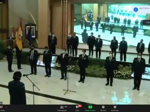 Pesan Gibran dan Janji Karang Taruna 2020-2025 Usai Dikukuhkan Pesan Gibran dan Janji Karang Taruna 2020-2025 Usai Dikukuhkan