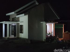 Kesan Hangat yang Dirasakan Warga dari Terduga Teroris di Kediri Kesan Hangat yang Dirasakan Warga dari Terduga Teroris di Kediri