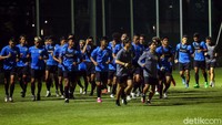 Timnas U-22 mulai berlatih untuk mempersiapkan diri menjelang laga uji coba melawan Bali United dan Tira Persikabo.