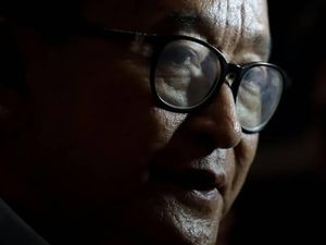 Tokoh Oposisi Kamboja Divonis Penjara 25 Tahun