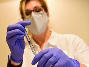 Vaksin COVID-19 Buatan Johnson & Johnson Cukup 1 Dosis, Apa Perbedaannya?