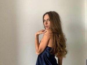 8 Potret Wasit Cantik dari Rusia, Penampilannya Bak Model 8 Potret Wasit Cantik dari Rusia, Penampilannya Bak Model