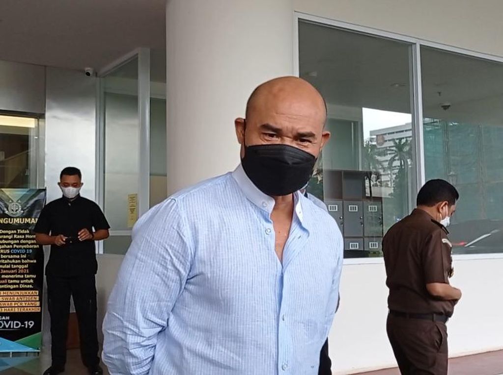 Gubernur NTT Temui Nadiem Agar Lulusan Sekolah Tak Cuma Mau Jadi PNS Gubernur NTT Temui Nadiem Agar Lulusan Sekolah Tak Cuma Mau Jadi PNS