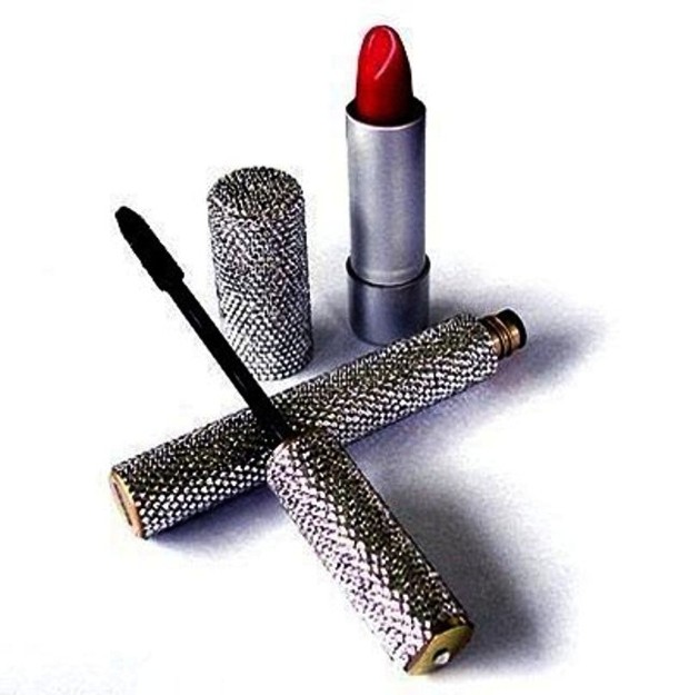 H. Couture Beauty Diamond Lipstick/ Sumber: Alux.com H. Couture Beauty Diamond Lipstick