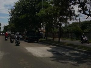 Alhamdulillah! Lubang di Jl I Gusti Ngurah Rai Bekasi Sudah Diperbaiki