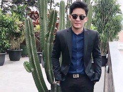 Pesona Agun Gumilar, Kades Muda Berparas Tampan Asal Bandung Barat