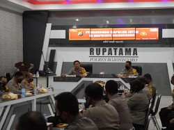 Kapolda Jatim Tanamkan Anggotanya Saling Bersinergi dan Bertanggungjawab