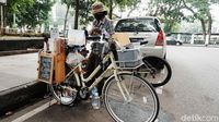 Unik, Jualan Kopi Manual Brew Pakai Sepeda di Bandung