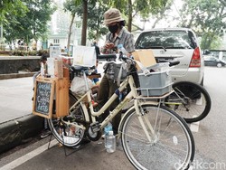 Unik, Ada Kedai Kopi Sepeda di Bandung