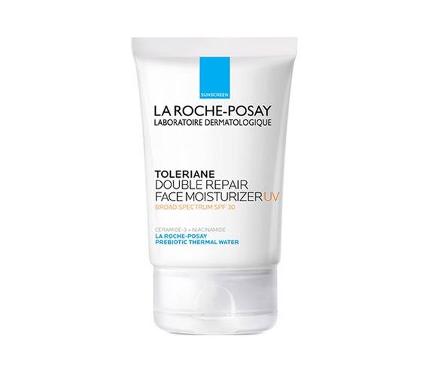 La Roche-Posay Toleriane Double Repair Facial Moisturizer With SPF memiliki tektur ringan /skincare.com