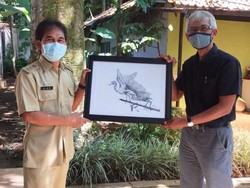 Lianda Lubis Lelang Lukisan untuk Selamatkan Burung Blekok di Bandung