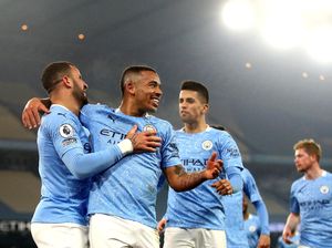 Man City Tak Kenal Kata Kendur