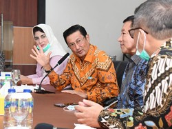 Wakil Ketua MPR Dorong Industri Daerah Tingkatkan Kualitas Produk