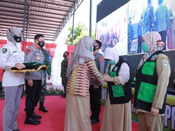 1.172 Vaksinator COVID-19 TNI-Polri NTB Dilatih, Target 75% Warga Divaksin