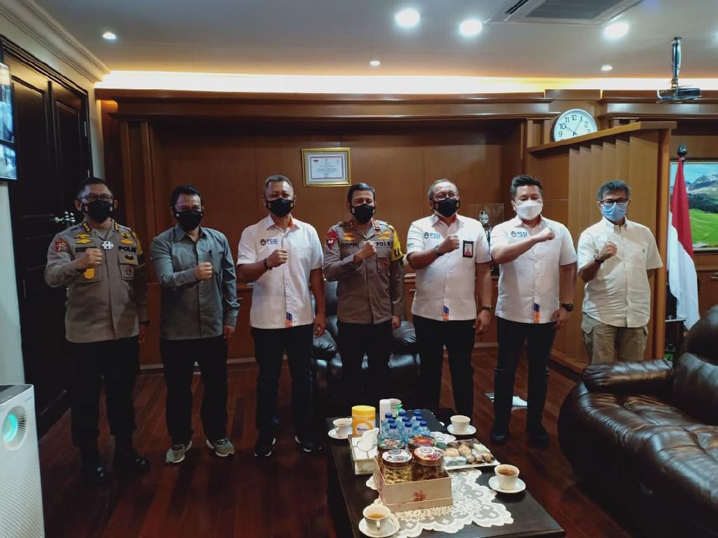 Bahas Piala Menpora 2021, PT LIB Sambangi Polda Jawa Barat Bahas Piala Menpora 2021, PT LIB Sambangi Polda Jawa Barat