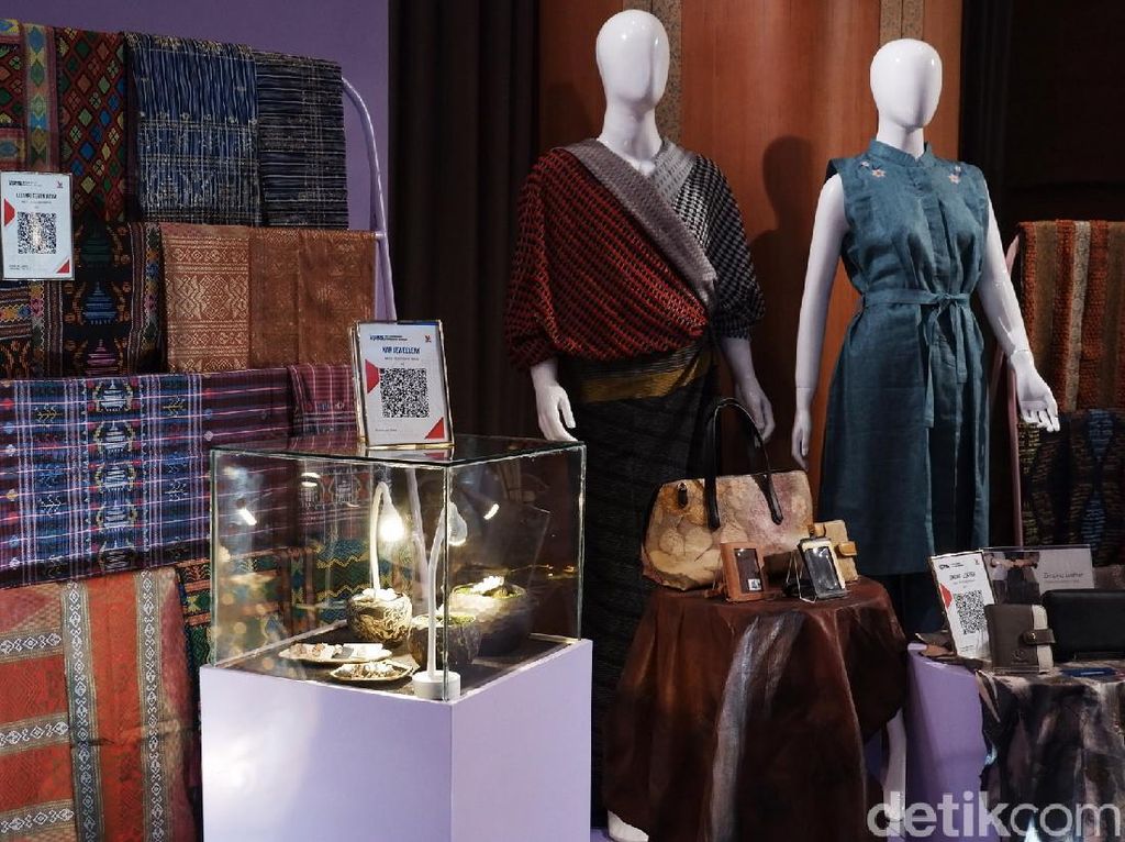 Produk UMKM Terbaik Jabar Mejeng di Karya Kreatif Indonesia Produk UMKM Terbaik Jabar Mejeng di Karya Kreatif Indonesia