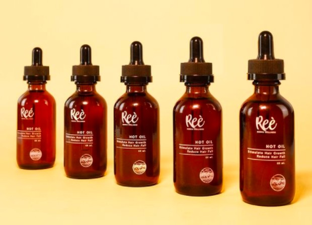 Ree Derma Hot Oil/ Sumber: Instagram.com/ree.derma/ Ree Derma Hot Oil merupakan produk perawatan rambut yang terbuat dari 100% bahan alami.