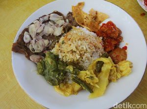 5 Fakta RM Rinai Pambasuah Luko, Warung Makan Padang yang Tawarkan Lauk Langka 5 Fakta RM Rinai Pambasuah Luko, Warung Makan Padang yang Tawarkan Lauk Langka