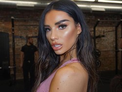 Alasannya, Ruby Mae sudah jengah dengan Dele Alli yang selalu sibuk bermain game dan memang sudah sering cekcok (Instagram/rube_mae)