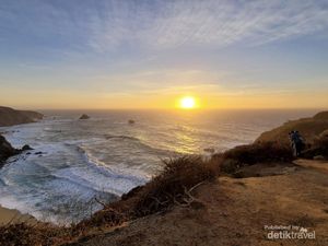 Sedikit Catatan dari Pengalaman Melihat Sunset di Big Sur Sedikit Catatan dari Pengalaman Melihat Sunset di Big Sur