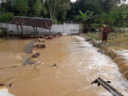 Hujan Lebat di Sumenep Banjiri 2 Desa dan Rusak Ponpes
