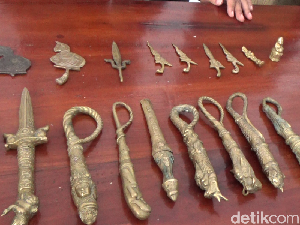 Penemuan 31 Benda Pusaka Berujung Mimpi Ditenggelamkan di Laut Pantai Selatan Penemuan 31 Benda Pusaka Berujung Mimpi Ditenggelamkan di Laut Pantai Selatan
