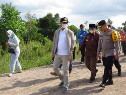 Ketua DPRD Jambi Puji Upaya Masyarakat Cegah Karhutla di Muntialo