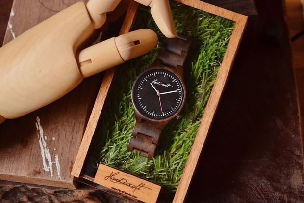 Hand2Craft Jam tangan lokal hand2craft Foto:instagram/hand2craft