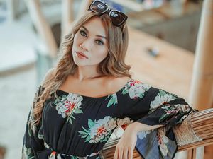 Hani Putri Jual Cincin Berlian Buat Operasi Hidung, Capek Dibilang Megar