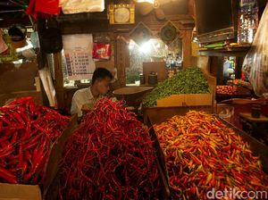 Survei BI: Cabai Merah Hingga Rokok Sumbang Inflasi Awal Maret