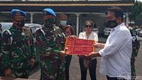 Ini Wanita yang Pamer Pelat Dinas TNI Palsu