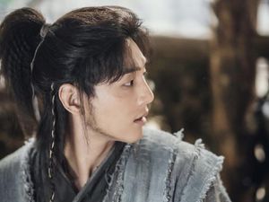 Ji Soo Dikeluarkan dari River Where the Moon Rises, Ini Sinopsis Dramanya