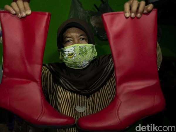 Kerajinan Kulit Manding Bantul Bertahan di Masa Pandemi