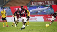 AC Milan juga akrab dengan penalti sejak musim 2018/2019 berdasarkan studi CIES Football Observatory (satu penalti per 324 menit). (Foto: AP/Antonio Calanni)