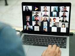 Nakama Tokopedia Beri Wejangan Soal Kuliah & Pekerjaan ke Siswa SMA