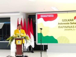 Buka Rapimnas Golkar, Airlangga Minta Kader Militan Menuju 2024