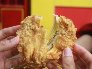 Pisang Goreng yang Terjual Ribuan Buah per Hari hingga Sejarah Nasi Hainan Pisang Goreng yang Terjual Ribuan Buah per Hari hingga Sejarah Nasi Hainan