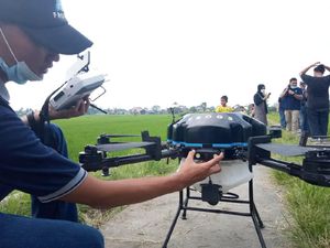 Drone Penyemprot Pupuk Cair Siap Beraksi di Bantul
