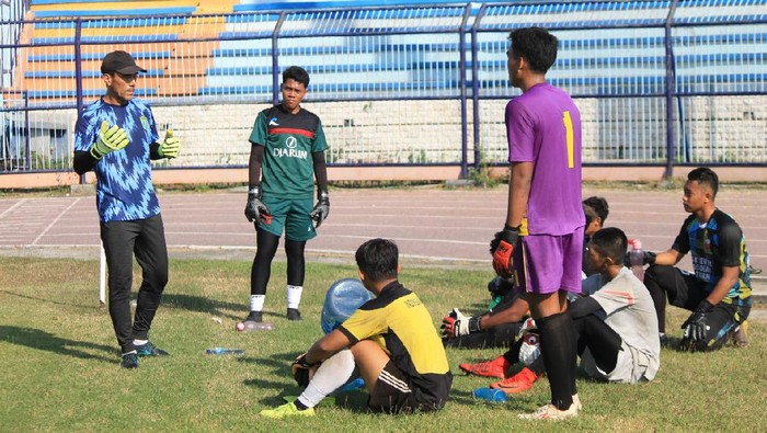 Pelatih kiper Erick Ibrahim meninggalkan Persela Lamongan