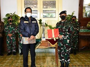 Sultan Hamengkubuwono X- Danlantamal V Bahas Sektor Maritim Kulon Progo