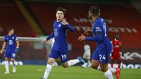 Kelima, Chelsea di tangan Thomas Tuchel lebih kuat dalam penguasaan bola. Malah rata-rata, penguasaan bola Chelsea di atas angka 60 persen per laga (AP/Phil Noble)