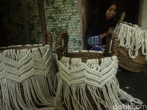 Pengertian Kerajinan, Tujuan, Jenis dan Contohnya Pengertian Kerajinan, Tujuan, Jenis dan Contohnya