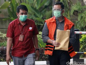 Terungkap Daftar Puluhan Vendor Bansos Corona yang Beri Fee ke Juliari